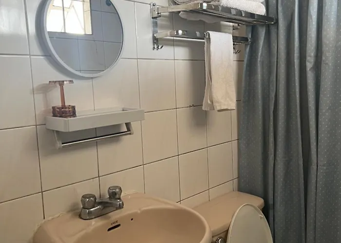 Away From Apartamento *