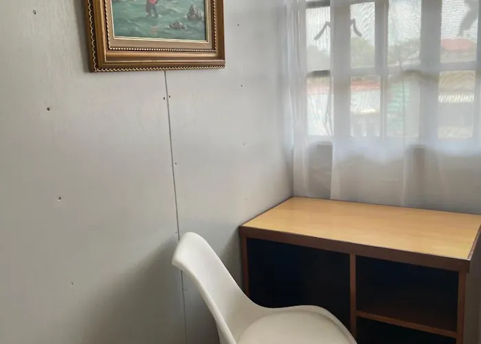 Away From Apartamento *